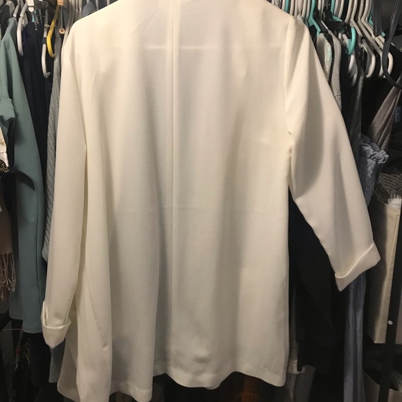 White blazer - Picture 2 of 2
